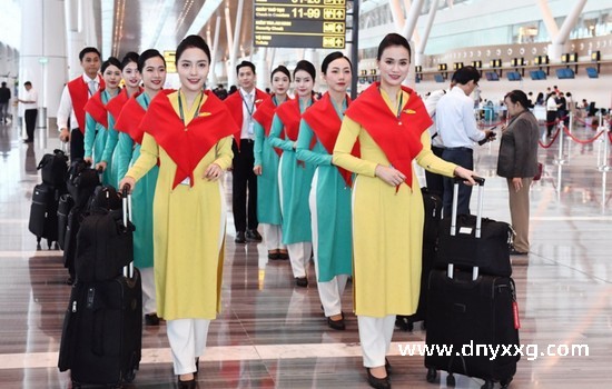 越南国家航空公司启动“自豪越南起飞”特别系列活动