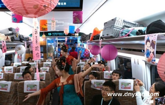 西安铁路局“高铁流动博物馆”七夕主题文化活动启动